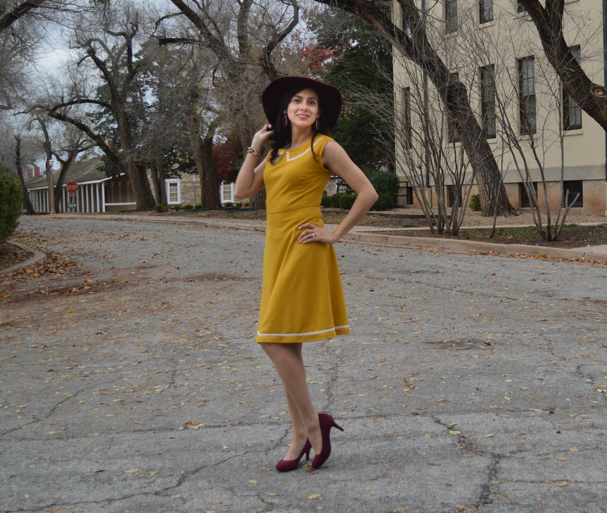 Yellow dress, dress for fall, fall fashion, classic dress, retro dress, retro style, fashion blogger, shop my blog 
