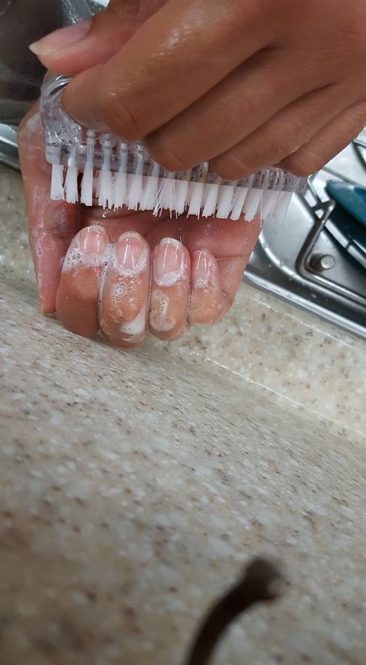 clean nails, Easy DIY