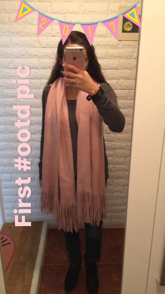 first pic of the year, ootd, outfit of the day, ilymix scarf, blogger, fashion blogger, what I wear, what I wore